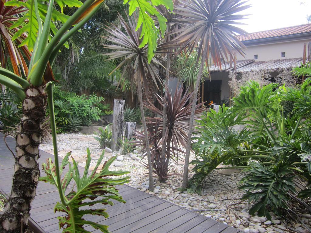 Ibhayi Guest Lodge - Lion Roars Hotels & Lodges. Порт Елизабет Екстериор снимка