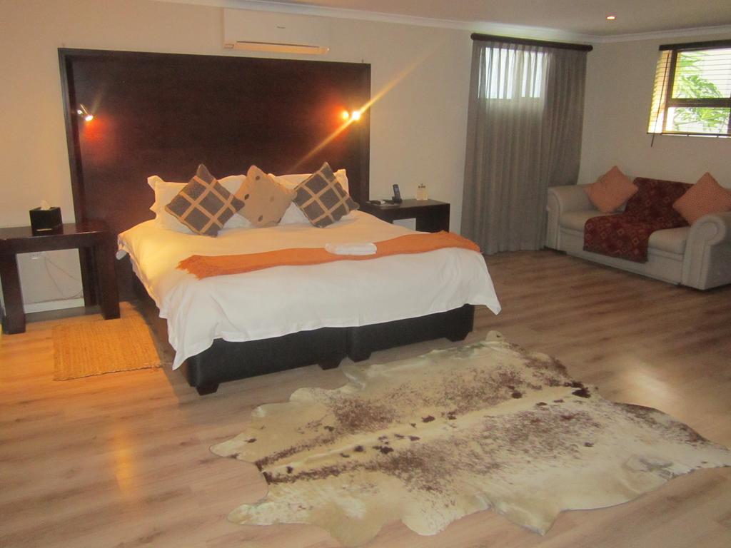 Ibhayi Guest Lodge - Lion Roars Hotels & Lodges. Порт Елизабет Екстериор снимка