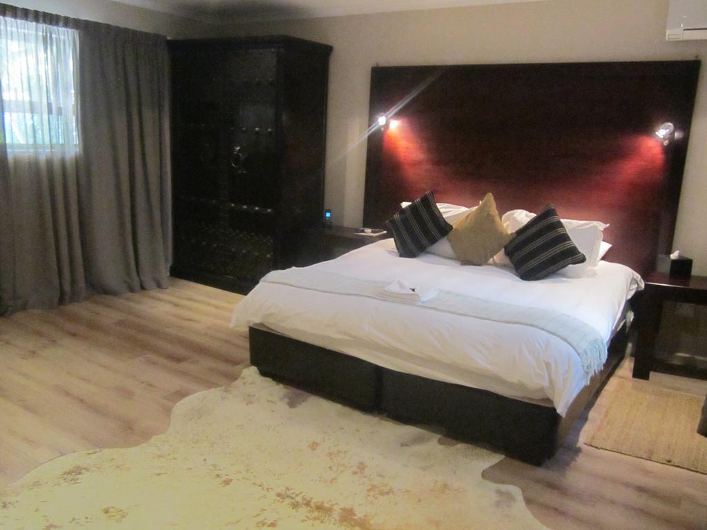 Ibhayi Guest Lodge - Lion Roars Hotels & Lodges. Порт Елизабет Екстериор снимка