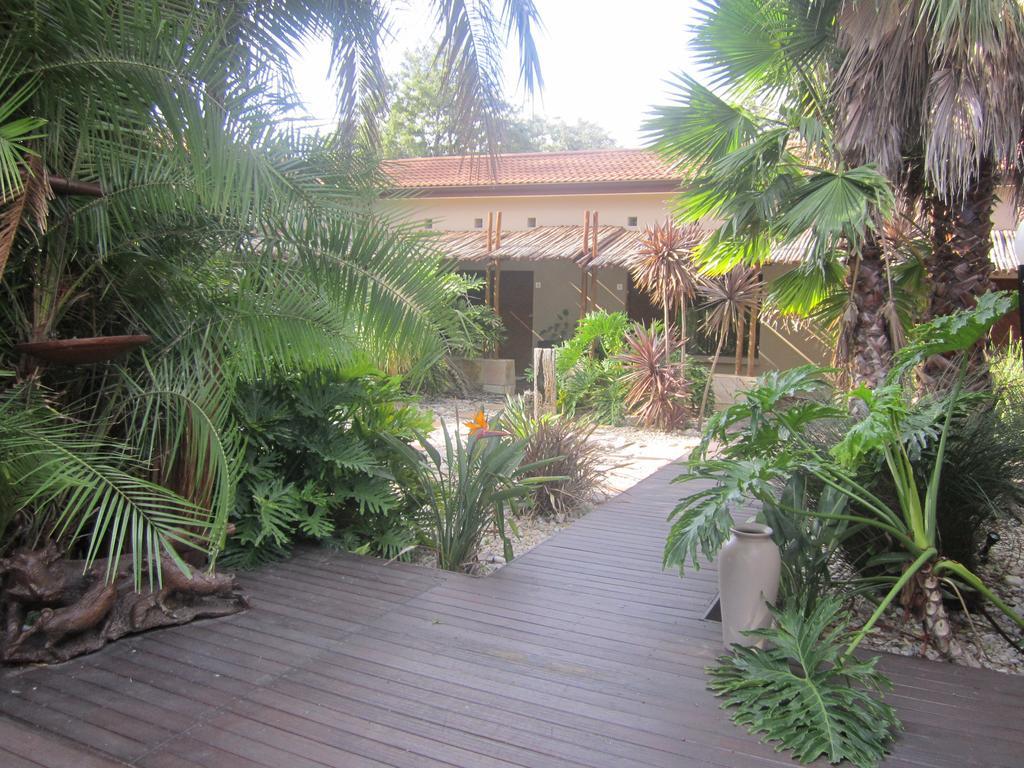 Ibhayi Guest Lodge - Lion Roars Hotels & Lodges. Порт Елизабет Екстериор снимка