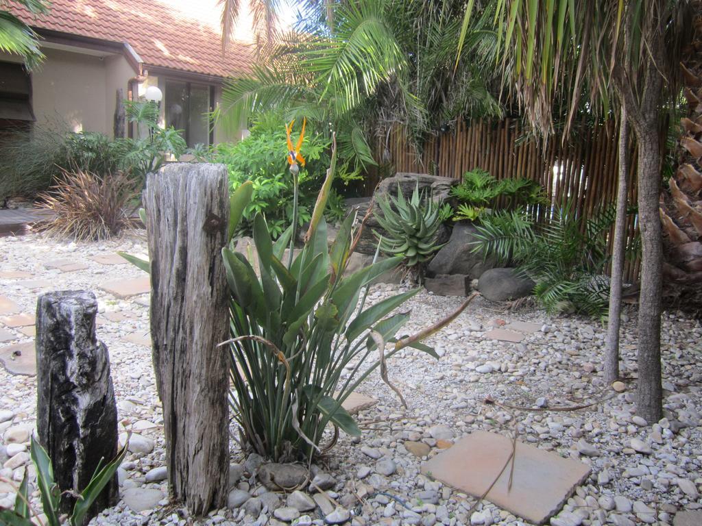 Ibhayi Guest Lodge - Lion Roars Hotels & Lodges. Порт Елизабет Екстериор снимка