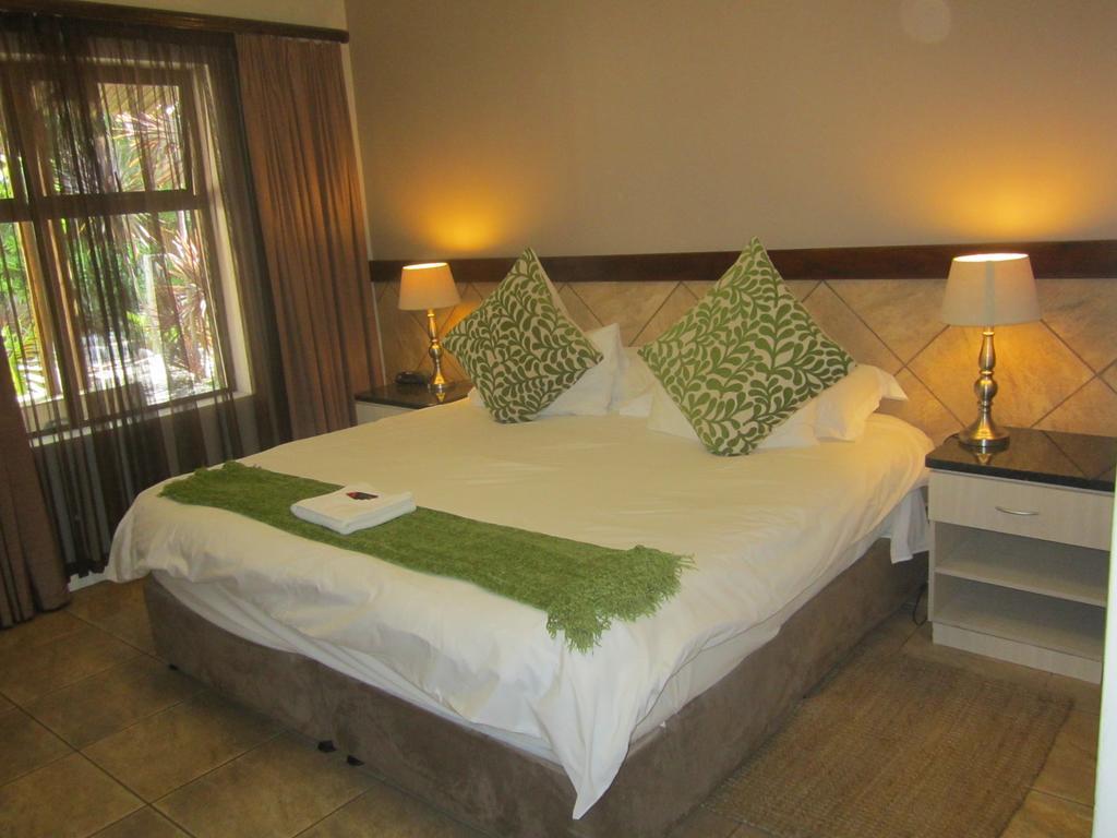 Ibhayi Guest Lodge - Lion Roars Hotels & Lodges. Порт Елизабет Екстериор снимка